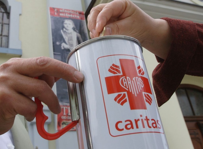 Dziś w kościołach zbiórka Caritas na pomoc uchodźcom z Ukrainy