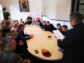 Wrocław. Abp Kupny powołał zespół koordynujący pomoc uchodźcom z Ukrainy