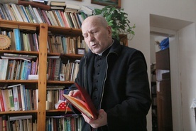 Ks. Jan przez wiele lat prowadził księgę łask i cudów doświadczanych w wąwolnickim sanktuarium.