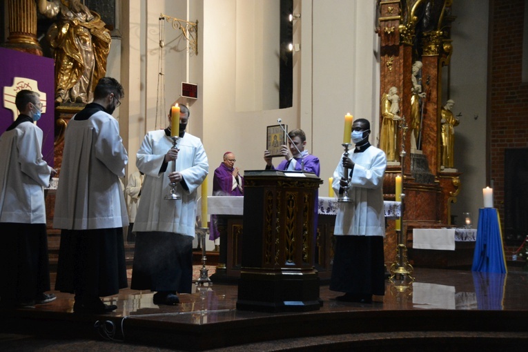 Liturgia stacyjna na rozpoczęcie Wielkiego Postu