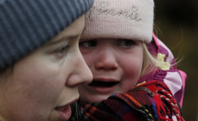 Rosjanie ostrzeliwują Mariupol i Wołnowachę skąd mieli wyjść cywile