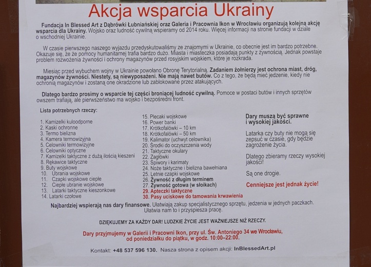In Blessed Art. Ikony na deskach ze skrzynek z amunicją pochodzących z Donbasu