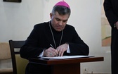 Kanoniczne objęcie urzędu biskupa koadiutora