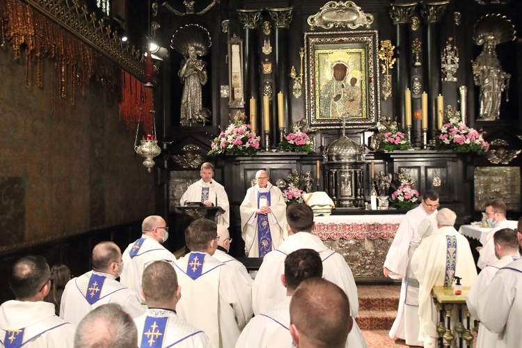 Jasna Góra. Ponad 600 maturzystów u Matki