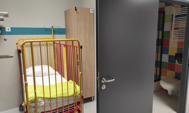 Czeladź. Nowy oddział dziecięcy szpitala powiatowego otwarty. Rodzice mogą tu być razem z dziećmi