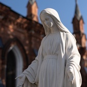 Ukraina: Pomimo wojny katolicy wezmą udział w poświęceniu Niepokalanemu Sercu Maryi Ukrainy i Rosji 