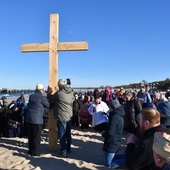 Krzyż wrócił na gdańską plażę