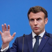 Francja/ Macron apeluje o umiar w słowach: nie nazwałbym Putina "rzeźnikiem"