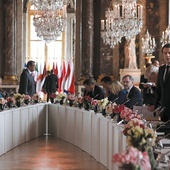 11 marca liderzy Unii Europejskiej obradowali w pałacu w Wersalu.