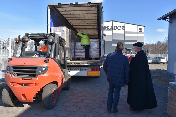 Caritas. Transport humanitarny w drodze do Ukrainy