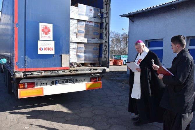 Caritas. Transport humanitarny w drodze do Ukrainy