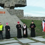 Droga Krzyżowa na Majdanku