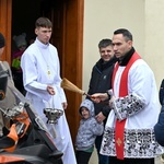 Bojanice. Przywieźli koszyczki na motorach