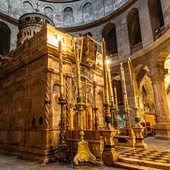 Tysiące wiernych na mszy w Bazylice Grobu Pańskiego w Jerozolimie