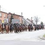 Wielkanocna procesja konna w Ostropie