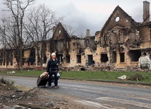 Wicepremier Ukrainy: Udało się wstępnie uzgodnić korytarz humanitarny z Mariupola