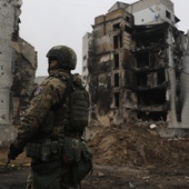 W całej Ukrainie przygotowywane są paczki wielkanocne dla ukraińskich żołnierzy na froncie