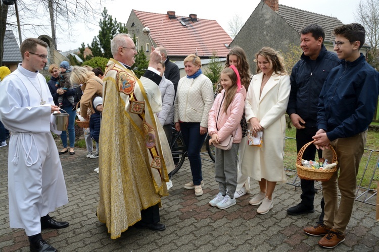 Wielkanocne nabożeństwo dla gości z Ukrainy w Dobrzeniu Wielkim