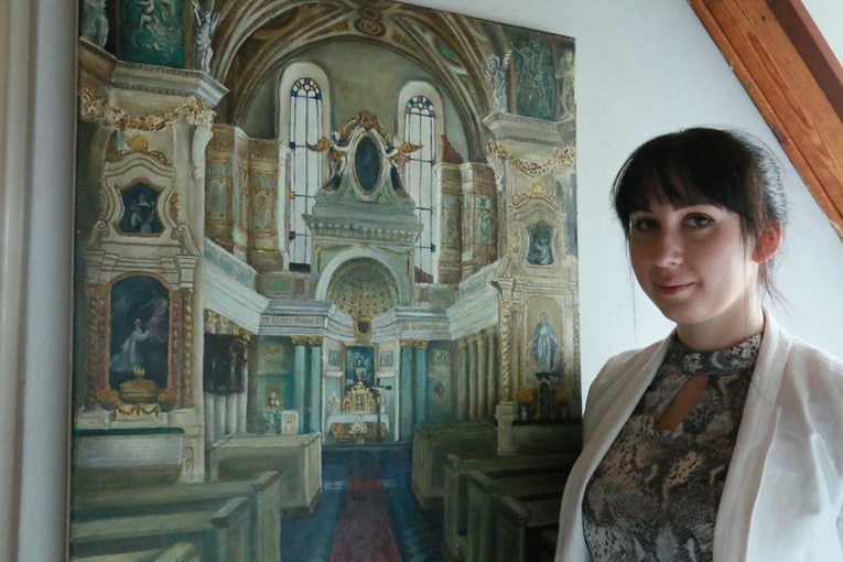Małgorzata Kuszewski prezentuje swoje prace.