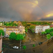 Rodzinne miasto Zełenskiego przygotowuje się na rosyjski atak