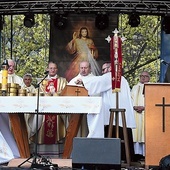 – Miłosierny Bóg jest w stanie ofiarować nam pokój, którego nikt nie może zniszczyć – mówił bp Rafał Markowski.