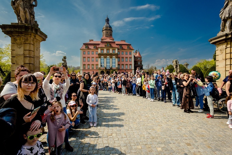 Zamek Książ. Festiwal Kwiatów przyciągnął tłumy