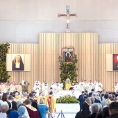 ▼	Podwójna beatyfikacja odbyła się we wrześniu ubiegłego roku w Świątyni Opatrzności Bożej.