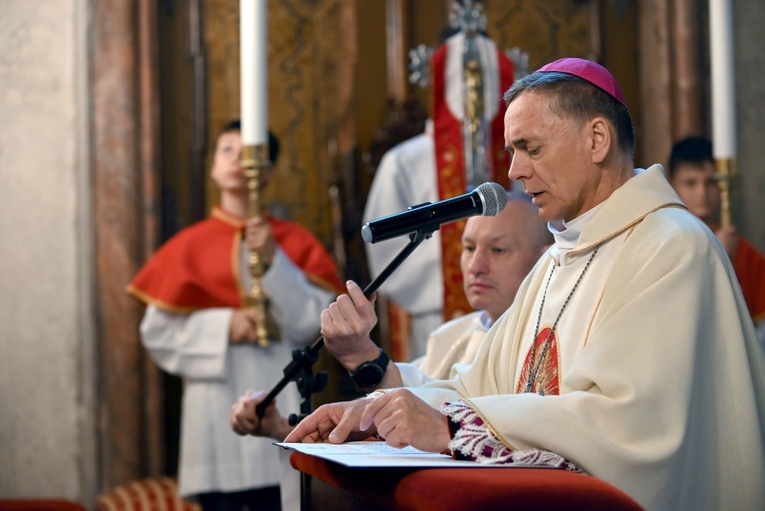 Piąta rocznica koronacji MB Uzdrowienia Chorych