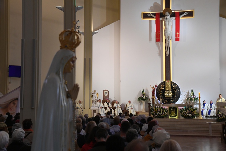 Odpust w sanktuarium Matki Bożej Fatimskiej na gdańskiej Żabiance