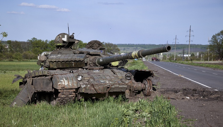 Ukraina: siły rosyjskie próbują się przedrzeć w stronę Słowiańska