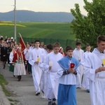 Bp Janusz Mastalski u św. abp. Bilczewskiego w Wilamowicach