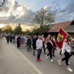 Bp Janusz Mastalski u św. abp. Bilczewskiego w Wilamowicach