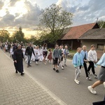 Bp Janusz Mastalski u św. abp. Bilczewskiego w Wilamowicach