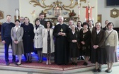 Wprowadzenie relikwii bł. Franciszka Palau do kościoła w Trzebini