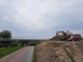 Ruszyła przebudowa mostu przy ul. Żeglarskiej. Zamknięto odcinek ścieżki rowerowej
