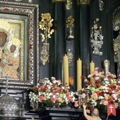 Kaplica jasnogórska z Obrazem Matki Bożej Częstochowskiej. Naszą diecezję jego kopia nawiedzi 17 i 18 czerwca.