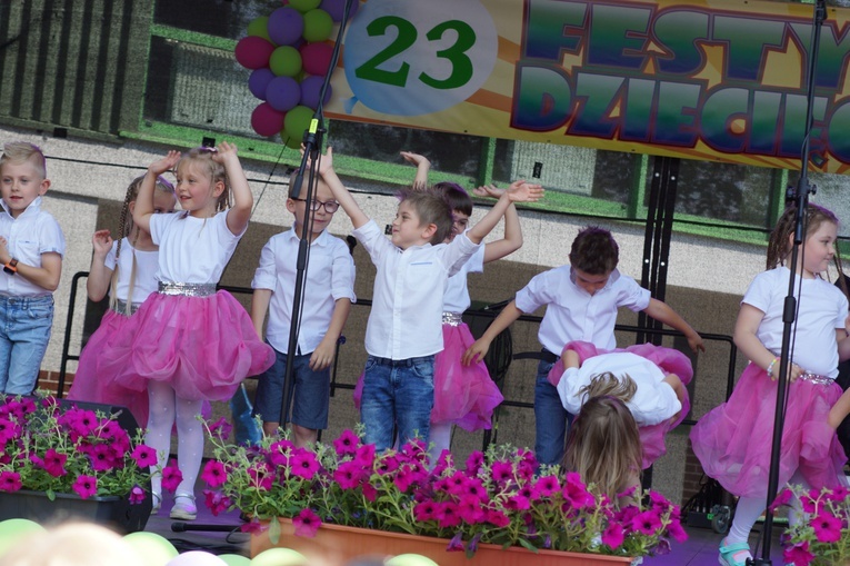 Strzegomska parafia zorganizowała festyn dla dzieci