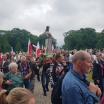 Wejście Łowickiej Pielgrzymki na Jasną Górę