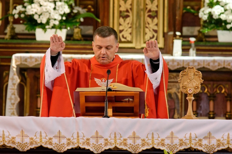 Peregrynacja relikwii Prymasa Tysiąclecia w Wałbrzychu