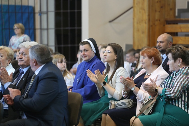 Inauguracja Roku Jubileuszowego w Zespole Szkół im. św. Józefa Bilczewskiego w Wilamowicach