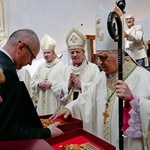 Koronacja wizerunku Matki Bożej Pocieszenia w Gdyni