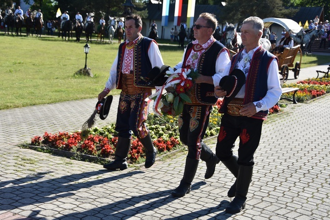 Banderia konna w ludźmierskim sanktuarium