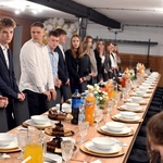Bierzmowanie i kolacja dla młodzieży