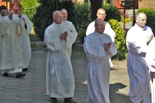 ​Leszczyny - Bartosz Kaczmarczyk i Krzysztof Kurpanik wyświęceni na diakonów