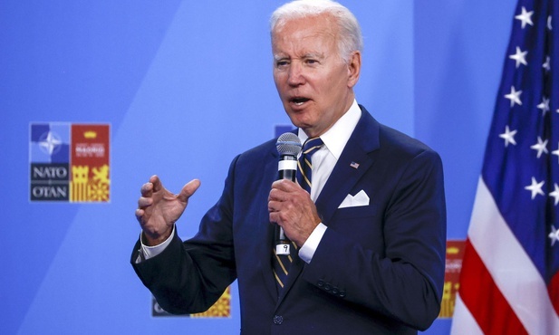 Biden: USA i NATO będą wspierać Ukrainę tak długo, jak będzie trzeba, by nie została pokonana przez Rosję 
