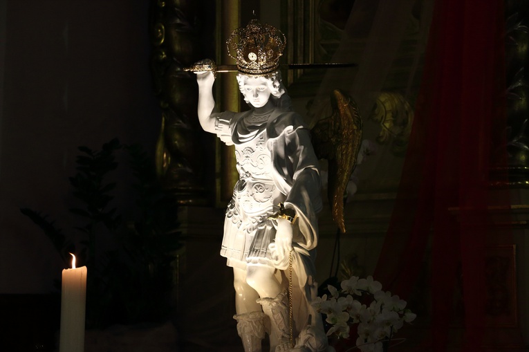 Nawiedzenie figury św. Michała Archanioła na Ślęży i w Sulistrowiczkach