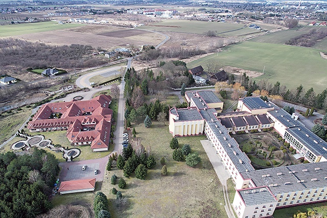 Wszystkie zajęcia odbywają się w Wyższym Seminarium Duchownym lub w Centrum Edukacyjno-Formacyjnym w Koszalinie.
