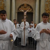 Służba Liturgiczna Ołtarza na rekolekcjach w paradyskim sanktuarium