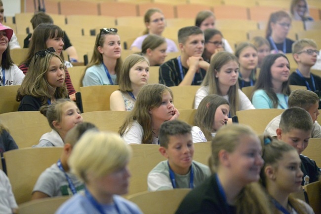 Kolejny dzień obozu "Wakacje z uśmiechem"