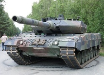 Niemiecka minister obrony pisze do ministra Błaszczaka w sprawie wymiany czołgów